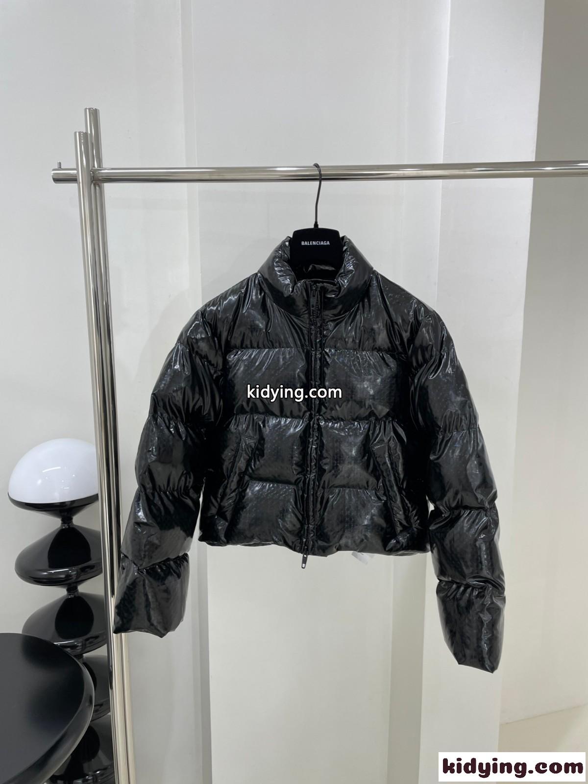人気 SHRUNK PUFFER ジャケット バレンシアガ ダウンジャケット コピー ブラック-0