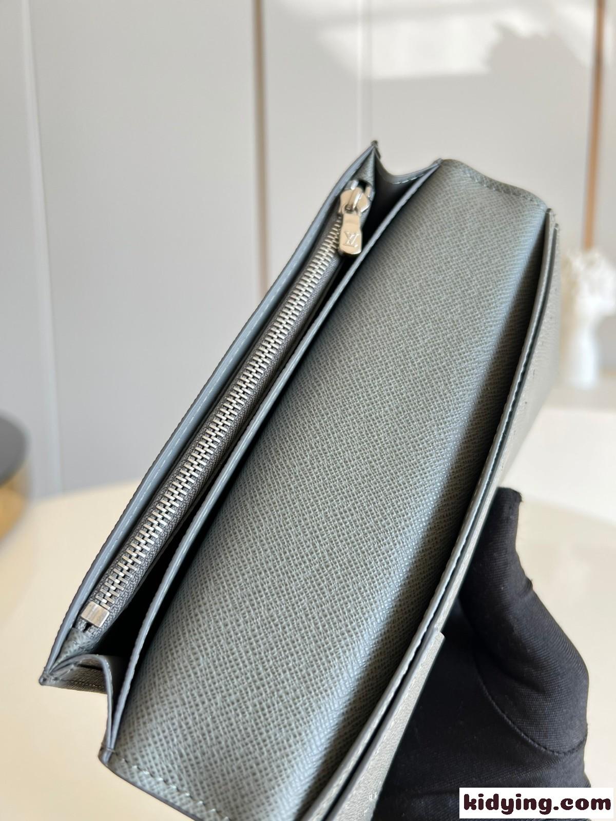 M81554 ポルトフォイユ・ブラザ NM 二つ折り長財布 ルイヴィトン 財布 コピー グリーン-4