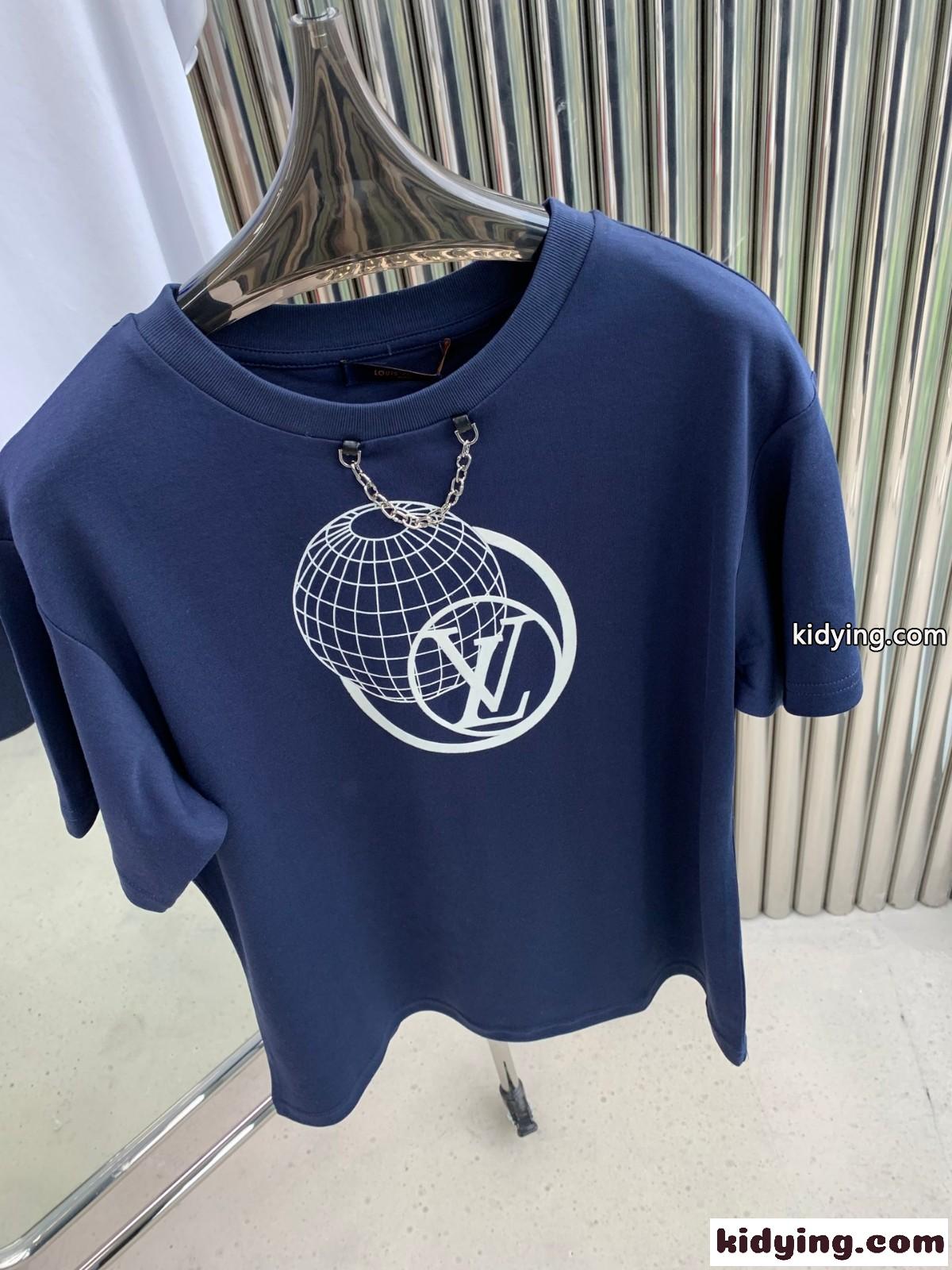 シンプル 春夏 新作 ルイ・ヴィトン Tシャツ コピー 半袖 トップス 定番 人気 ロゴ コットン ユニセックス-3