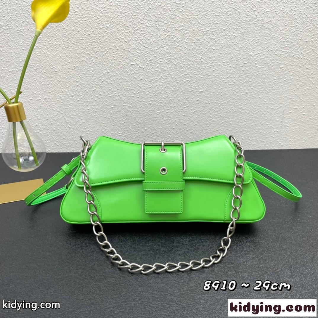 上品 おしゃれ LINDSAY スモール ショルダーバッグ バレンシアガ バック コピー チェーンバッグ グリーン-0