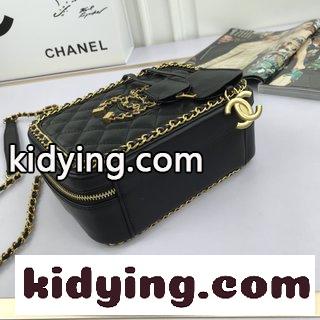 シャネル カメラバッグ 人気 コピー Chanelシャネル米白 真皮 チェーン 編み物 角型カメラバッグ-1