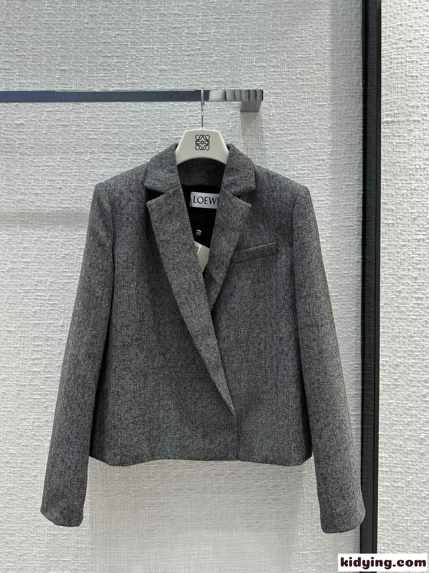 洗練された おしゃれ テーラードジャケット ロエベ ジャケット コピー-0