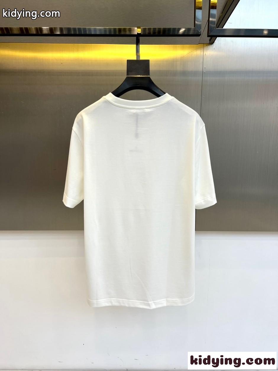 遊び心あふれる プリント 半袖Tシャツ モンクレール Tシャツ 偽物 ホワイト-4