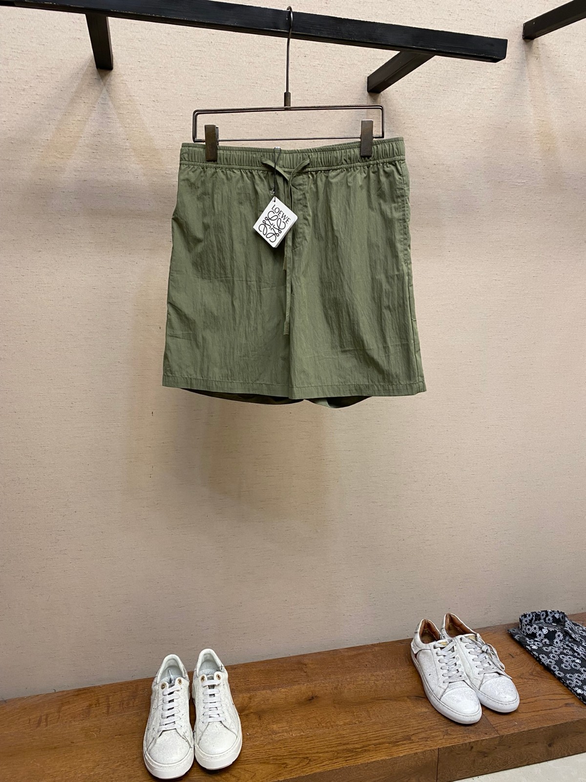 定番 カジュアル メンズ ショーツ ロエベ パンツ コピー ショートパンツ グリーン-1
