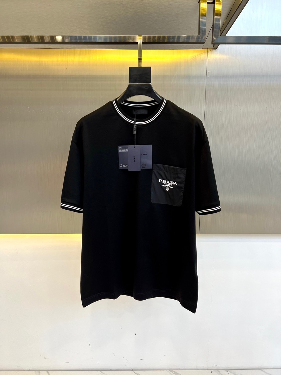 カジュアル 合わせやすい クルーネック プラダ Tシャツ 偽物 半袖トップス ブラック-0