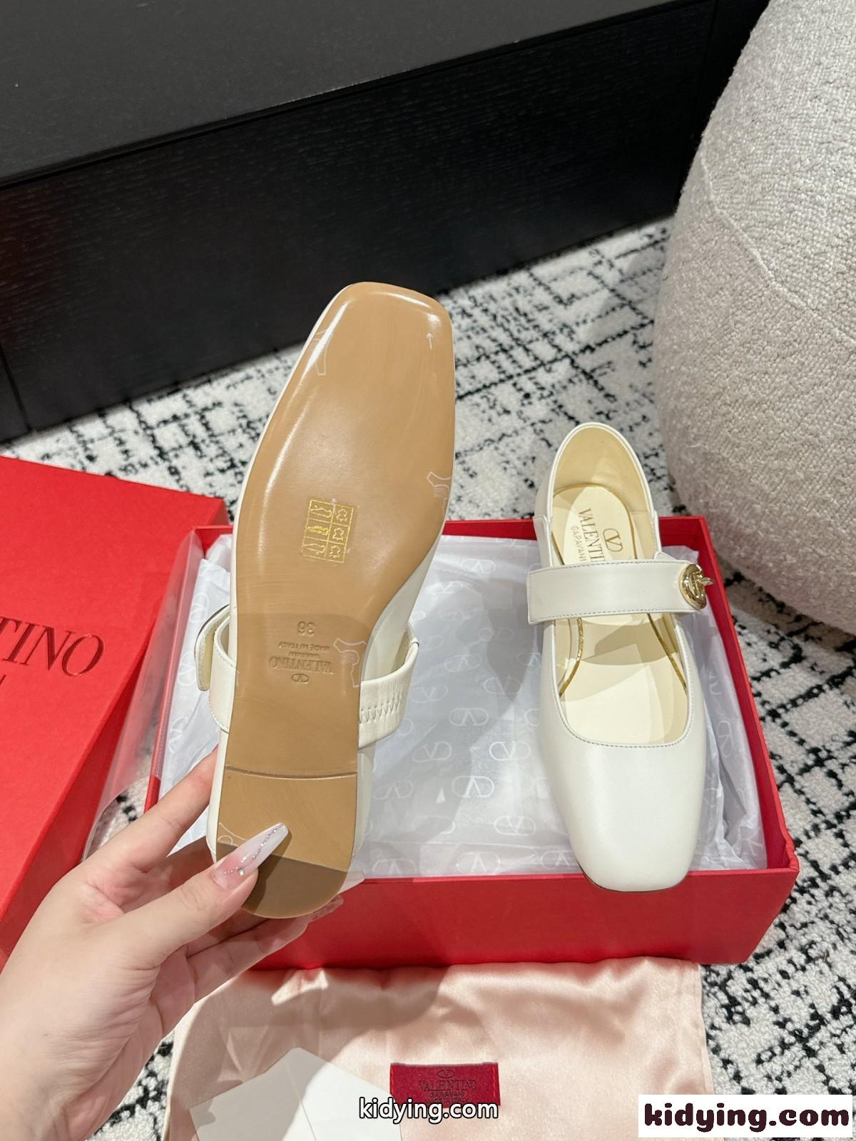Vロゴ メリージェーン バレリーナ ヴァレンティノ パンプス スーパーコピー ホワイト-3
