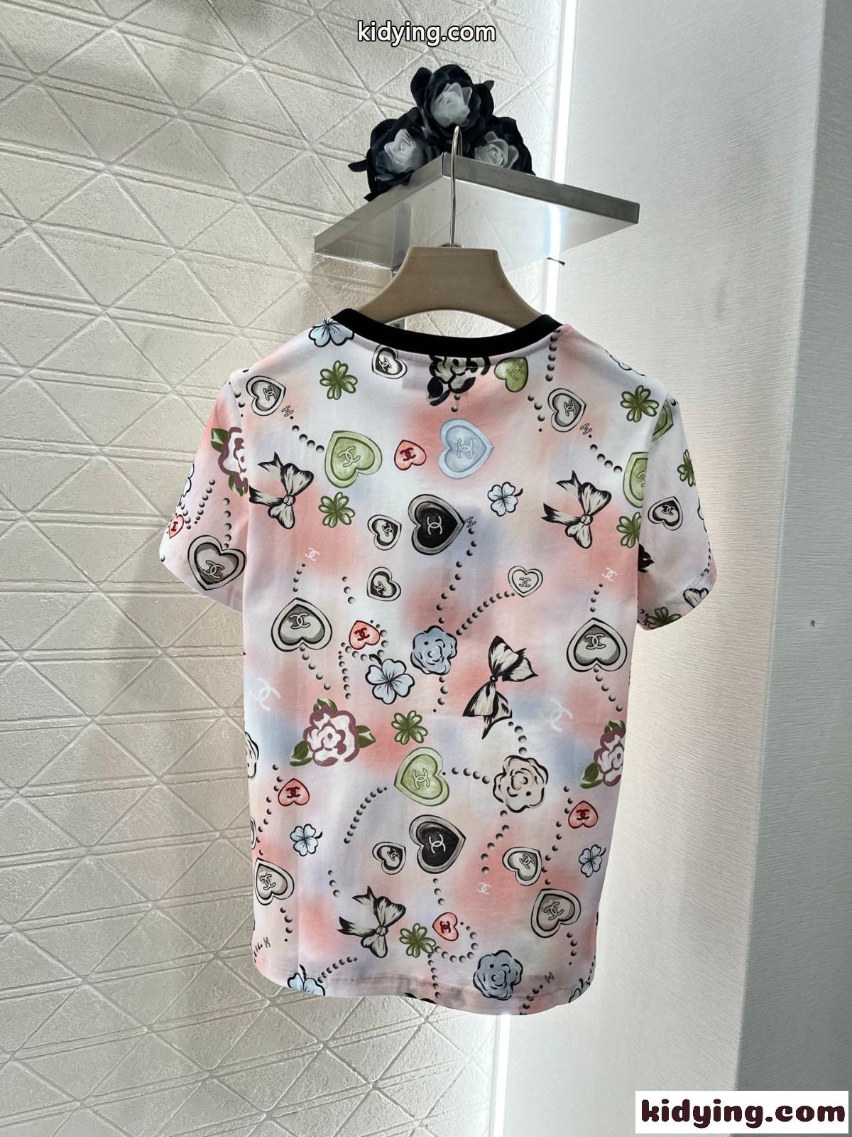 遊び心のある プリント 半袖Tシャツ シャネル Tシャツ コピー コットン-1
