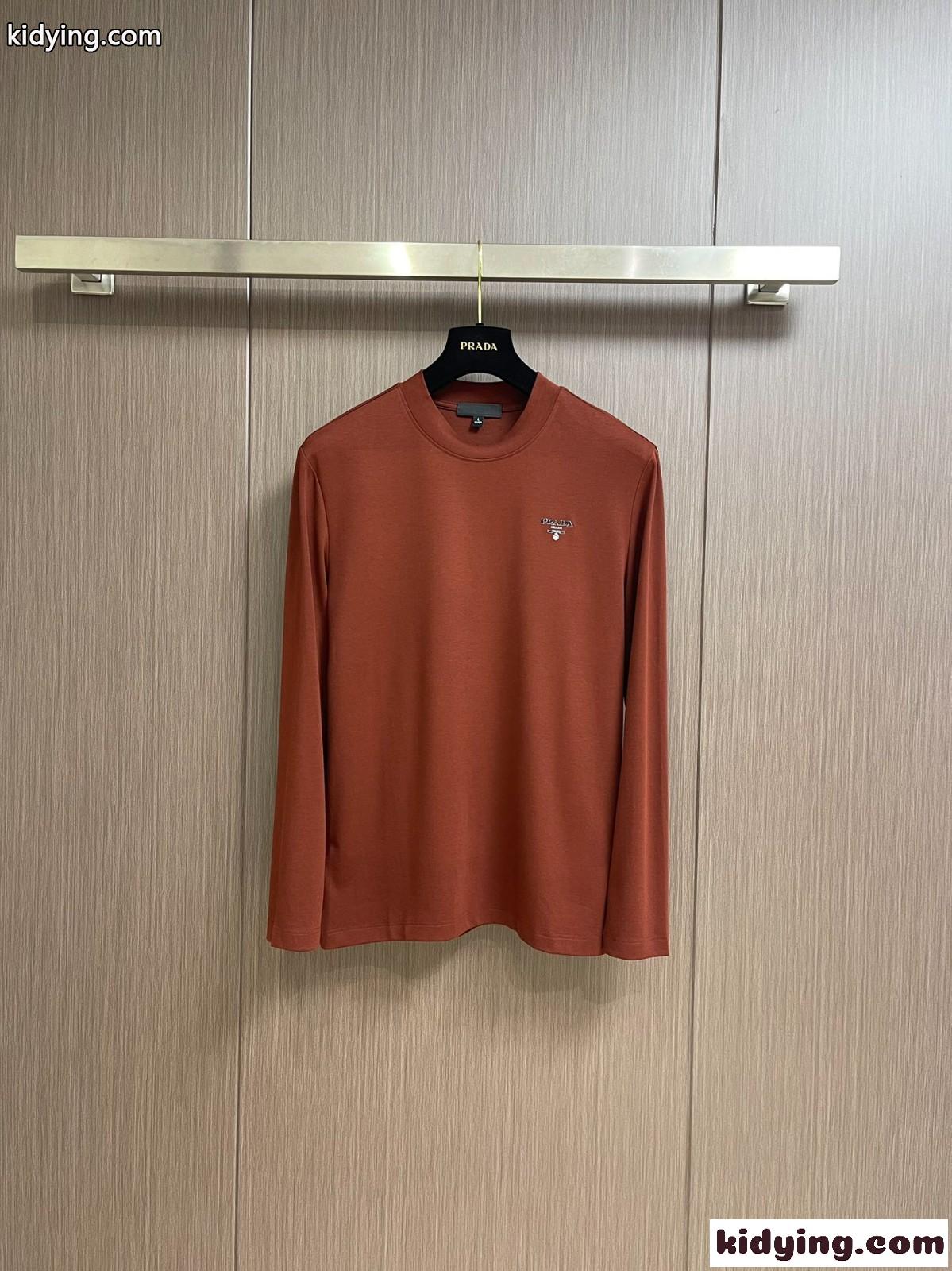 シンプル ロゴ入り プラダ Tシャツ コピー 長袖Tシャツ 合わせやすい-1