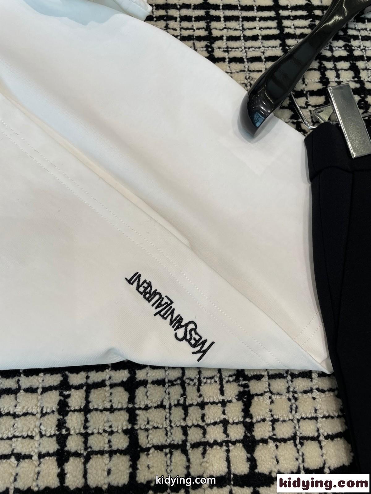 シンプル ロゴ 刺繍入り クルーネック 半袖 コットン イヴ・サンローラン Tシャツ コピー-4