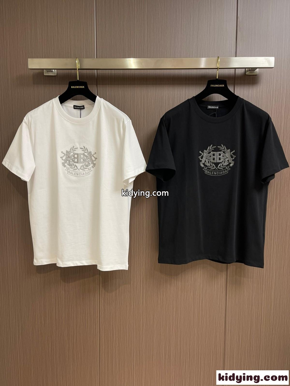 バレンシアガ Tシャツ コピー おしゃれ 刺繍入り コットン クルーネック 半袖Tシャツ-1