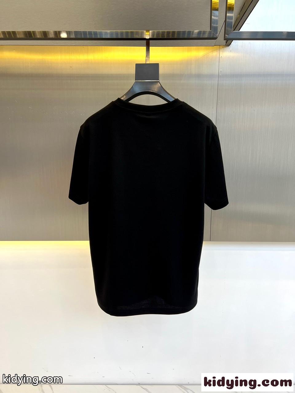 人気 コットン プリント モンクレール Tシャツ スーパーコピー 半袖Tシャツ ブラック-3