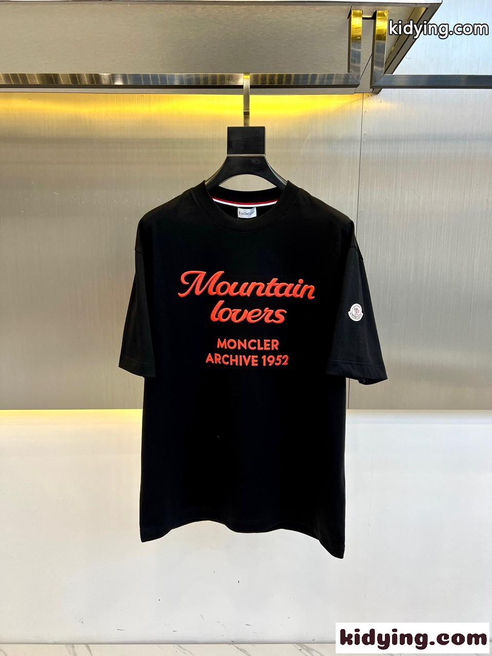 カジュアル 刺繍入り コットン 半袖Tシャツ モンクレール Tシャツ コピー ブラック-0