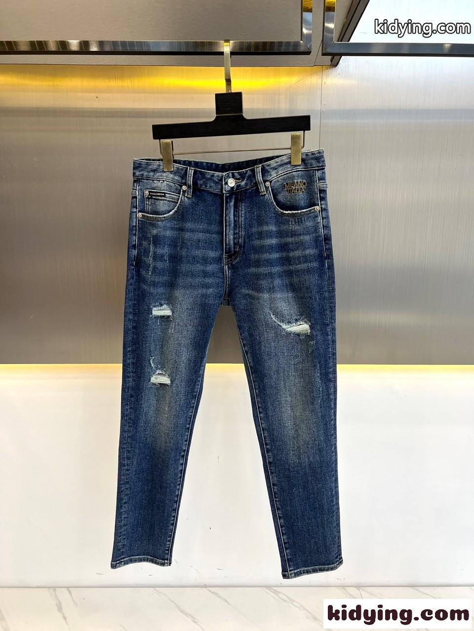 ベーシック 合わせやすい ドルチェ&ガッバーナ ジーンズ コピー デニムパンツ-1