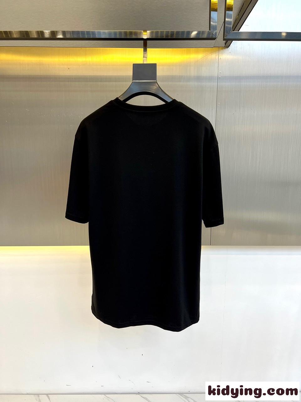 プラダ Tシャツ コピー カジュアル ロゴ入り クルーネック 半袖Tシャツ ブラック-3
