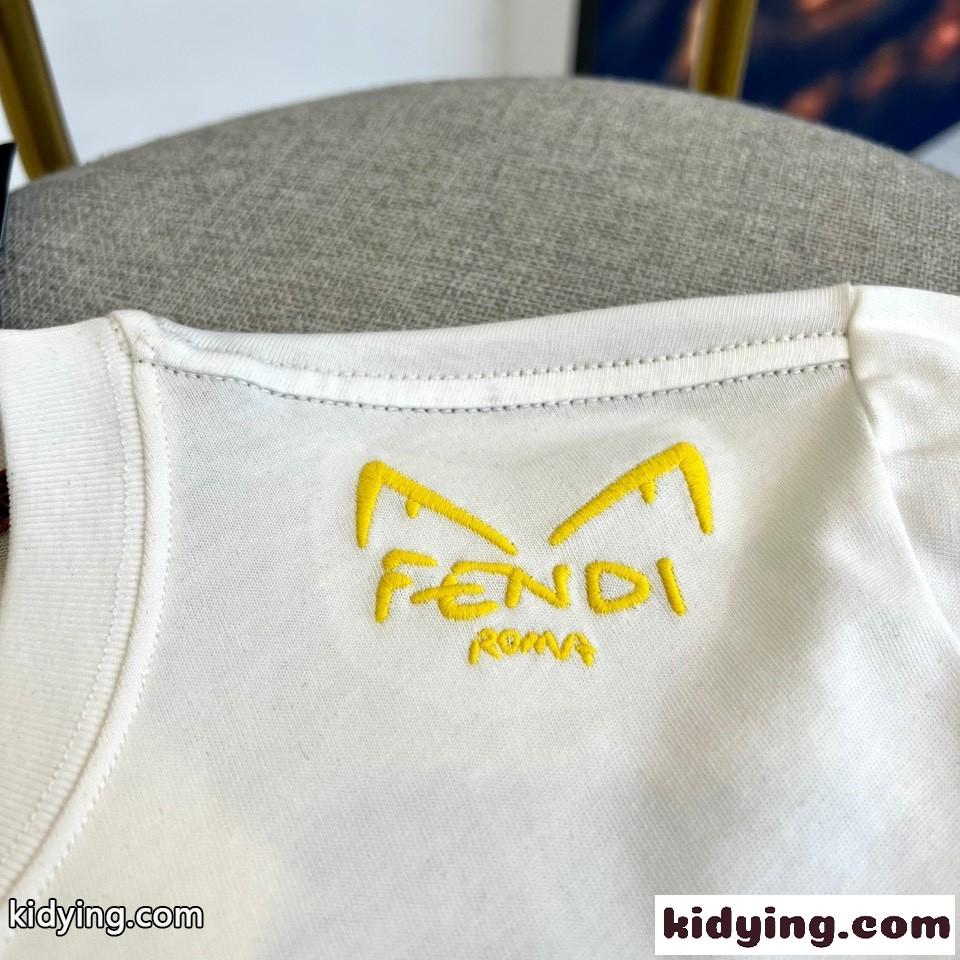 シンプル カジュアル 半袖Tシャツ フェンディ Tシャツ 偽物 クルーネック ホワイト-0