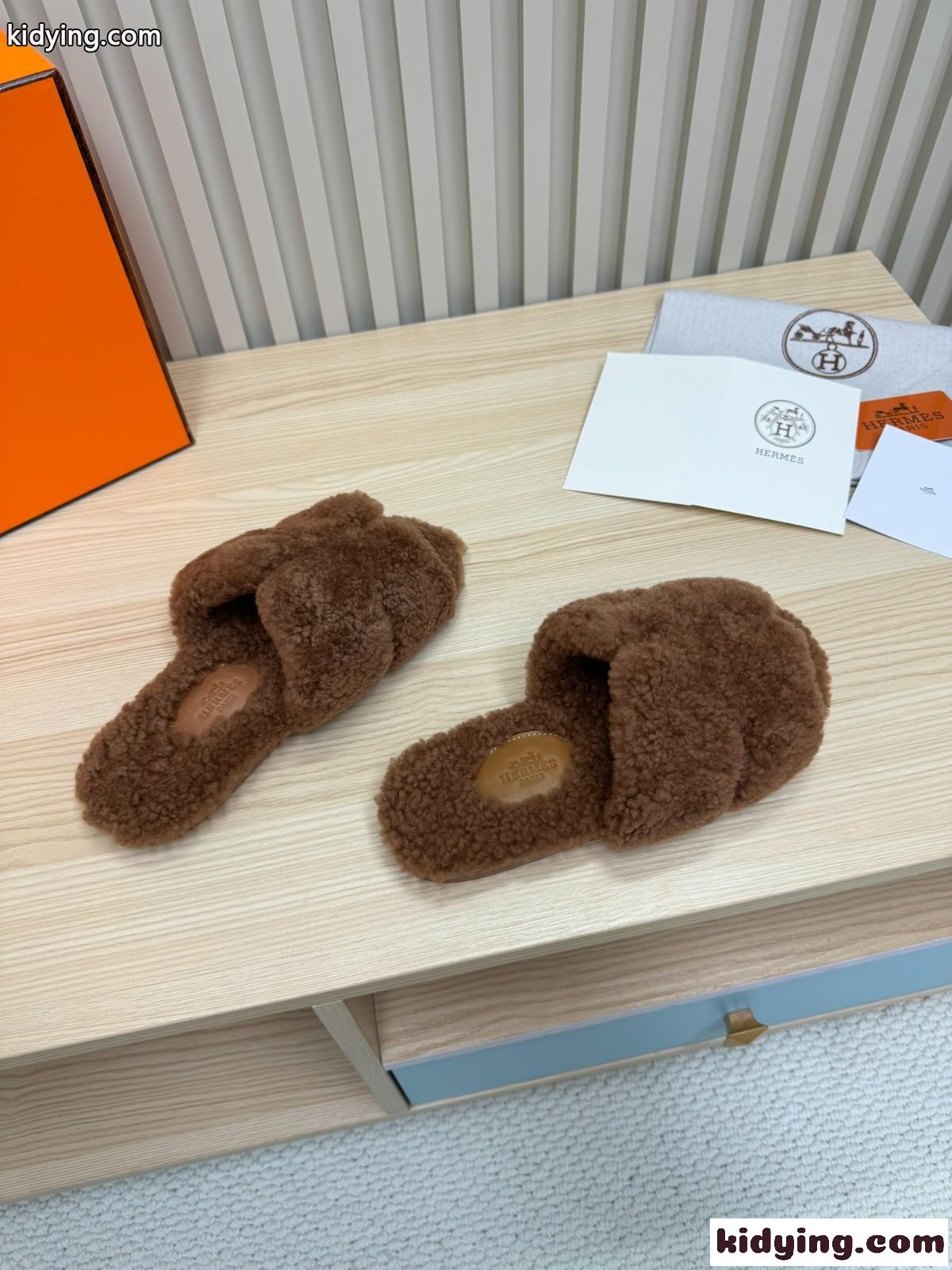 もこもこ 履き心地抜群 オラン サンダル エルメス スーパーコピー メンズシューズ ブラウン-4
