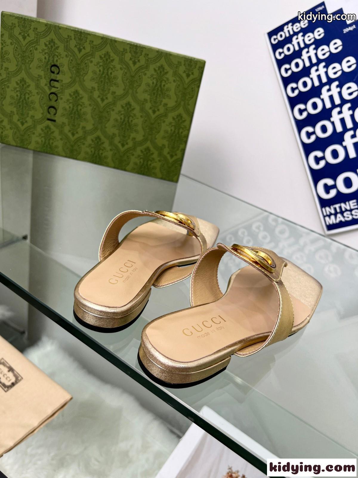 GUCCI グッチ ブロンディ トングサンダル スーパーコピー レディース ゴールド-2