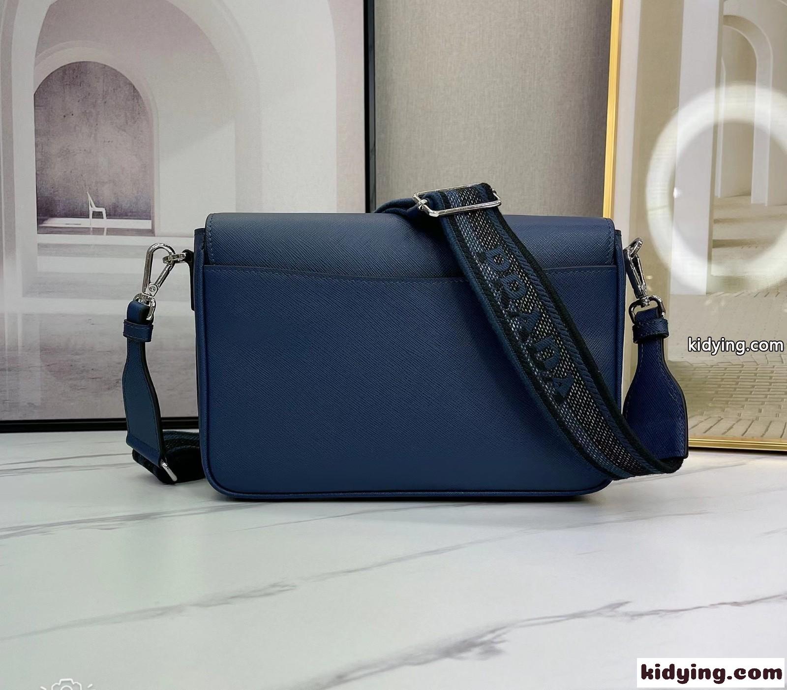 上品 ファッション プラダ バッグ コピー メンズ ショルダーバッグ ブルー-4