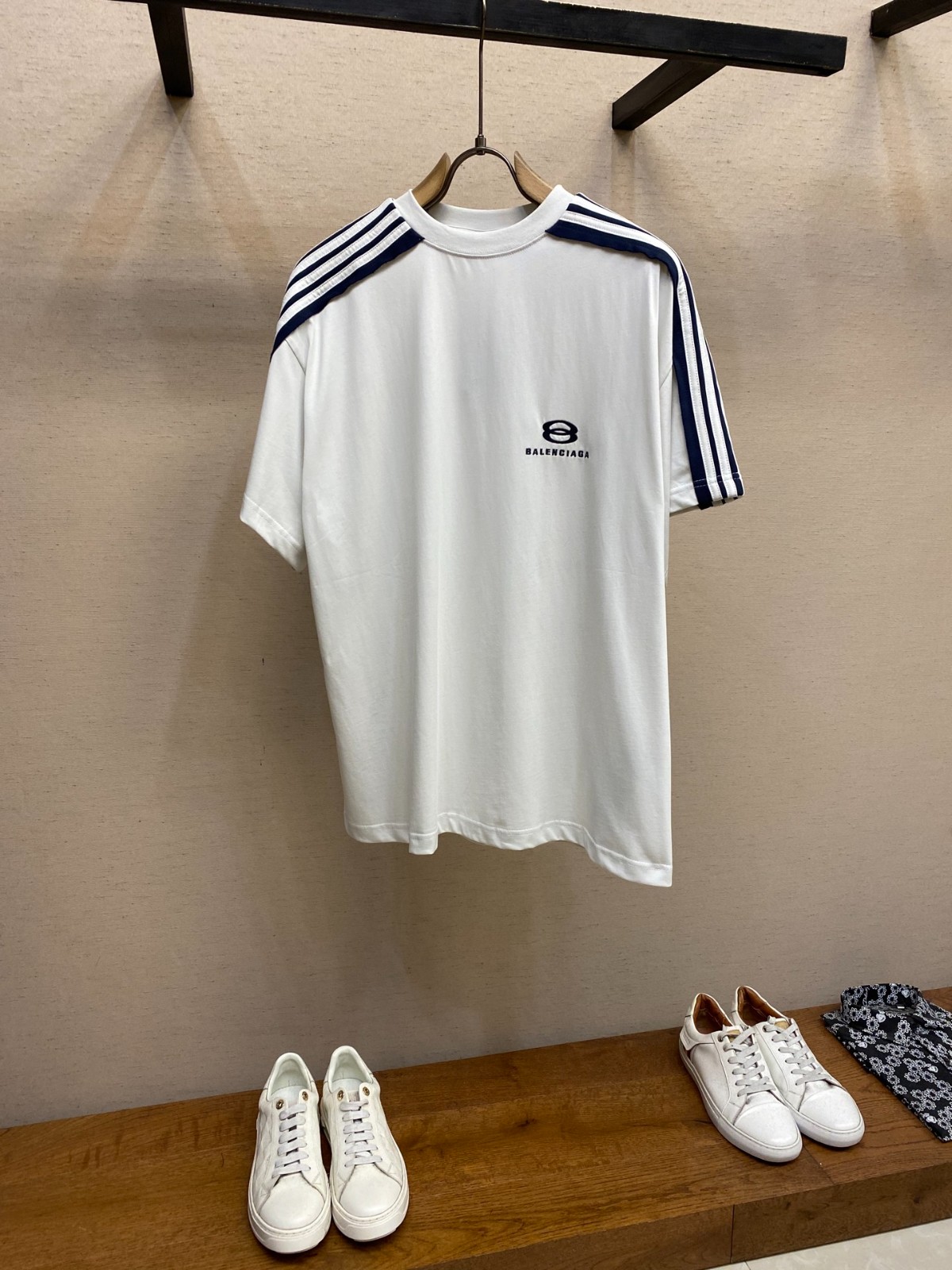 人気 Unity Sports Icon 半袖Tシャツ バレンシアガ Tシャツ コピー ユニセックス ホワイト-2
