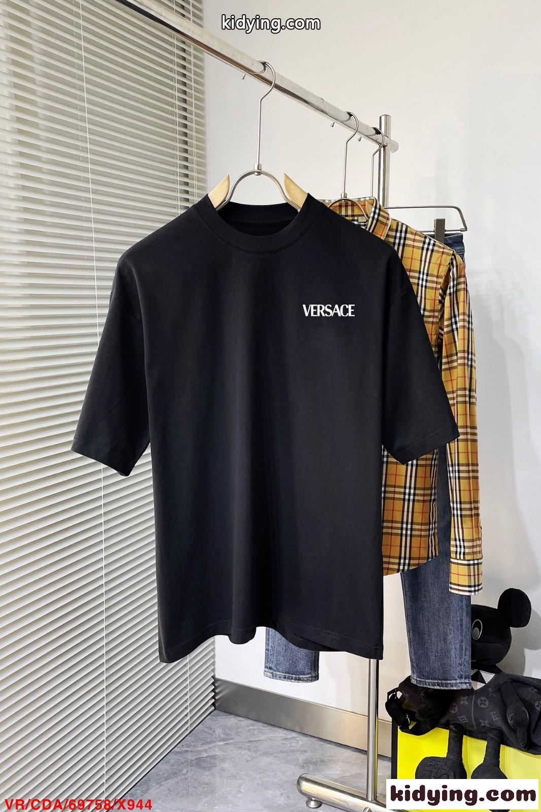ベーシック 着回し クルーネック ヴェルサーチェ Tシャツ コピー 半袖 トップス ブラック-1