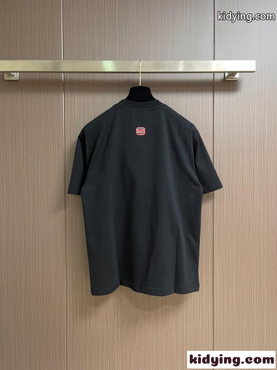 洗練された ロゴ入り 半袖Tシャツ グッチ Tシャツ 偽物 クルーネック-0