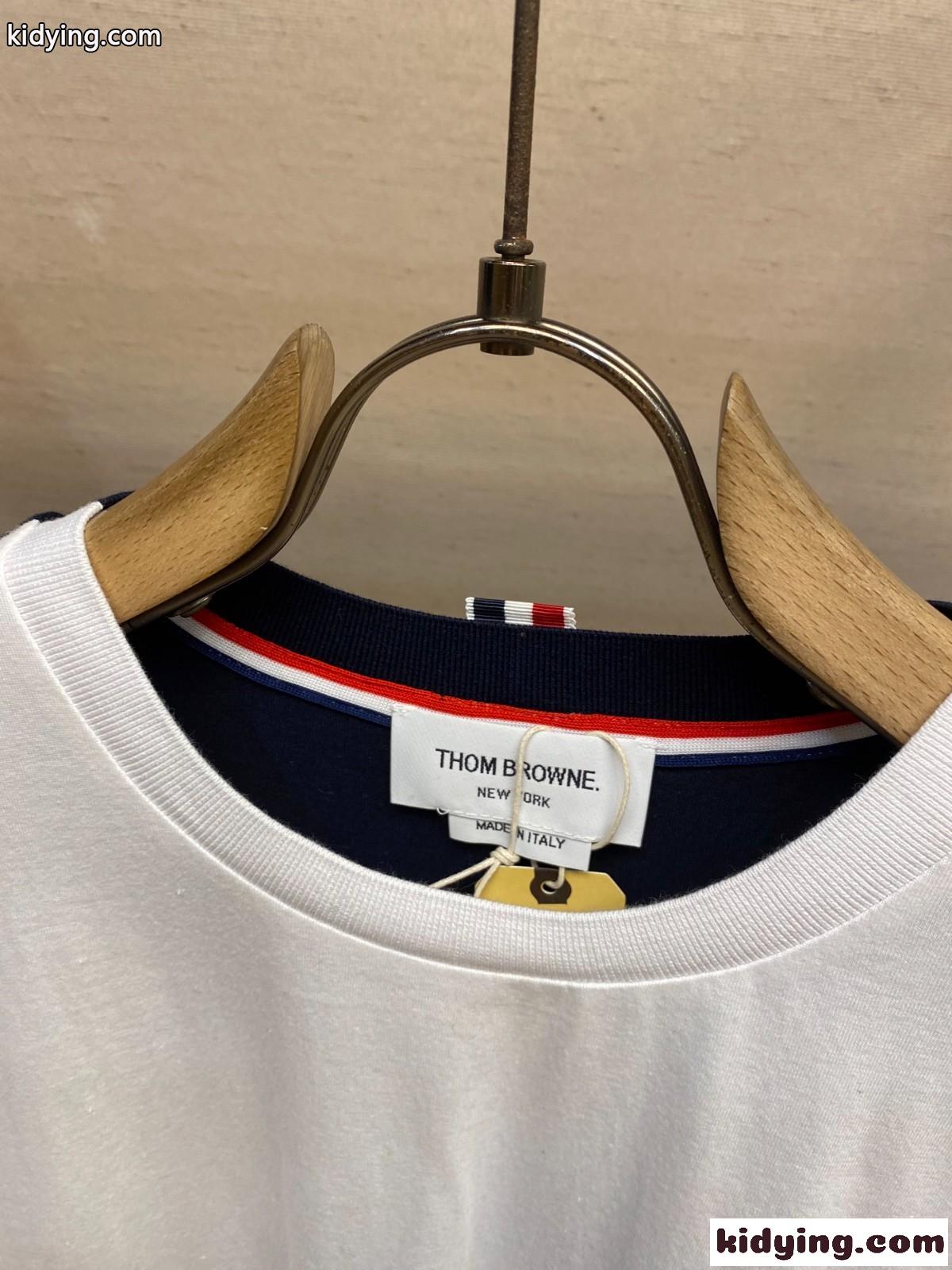 ユニセックス お洒落 半袖Tシャツ トムブラウン Tシャツ コピー コットン-2