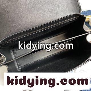 MK Boweryメッセンジャーバッグ コーナー最新同歩 マイケルコース バッグ おすすめコピー 新型新鮮に出てきました まるで人の心に美しいですね-0