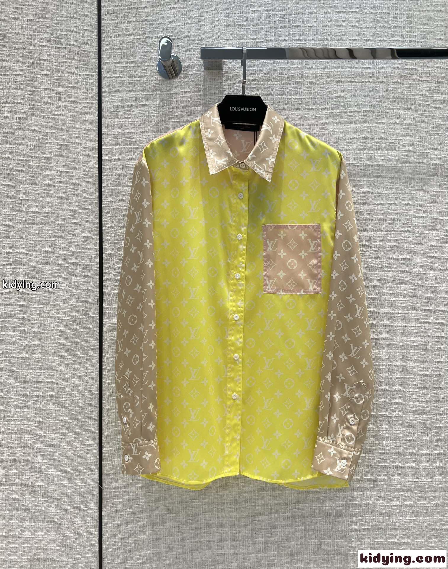 上品 高級感 柔らかい 定番 快適 ルイ・ヴィトン シャツ コピー 長袖 モノグラム プリント レディース トップス-2