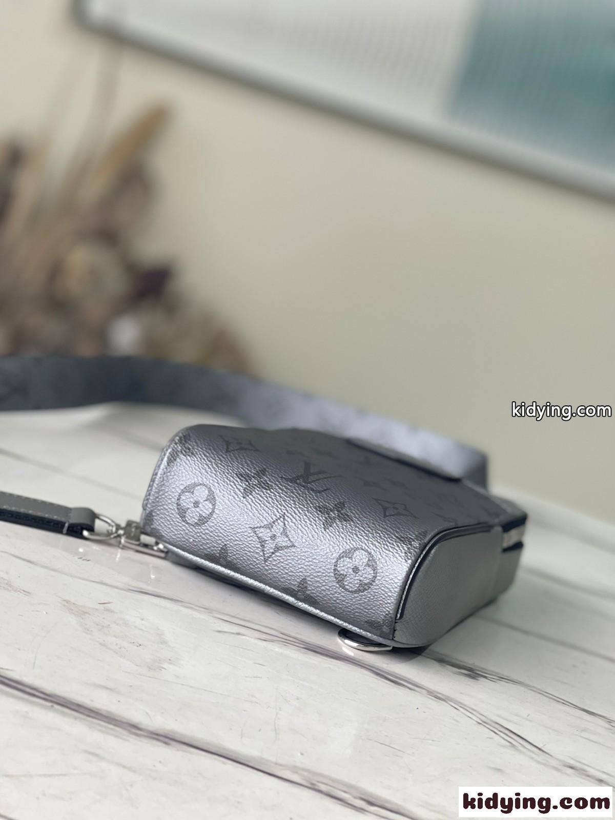 M30833 アウトドア・スリングバッグ モノグラム ルイ・ヴィトン バッグ コピー メンズ ボディバッグ-3