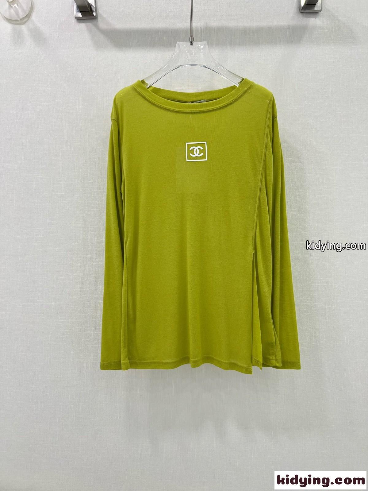 シンプル ロゴ 日焼き止め 長袖Tシャツ シャネル Tシャツ 偽物 グリーン-0