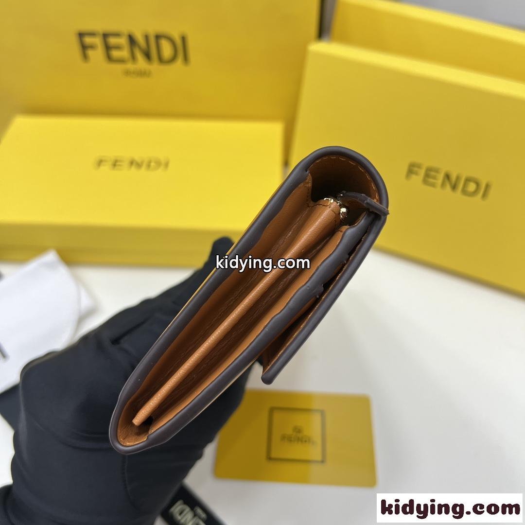 FENDI ROMA コンチネンタル財布 フェンディ 財布 人気 コピー ウォレット ブラウン-3