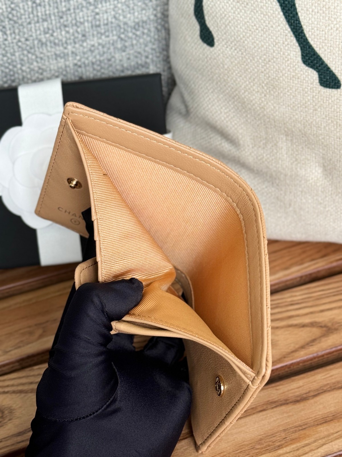 キルティング CCロゴ シャネル 財布 スーパーコピー 2つ折り財布 カーキ-3