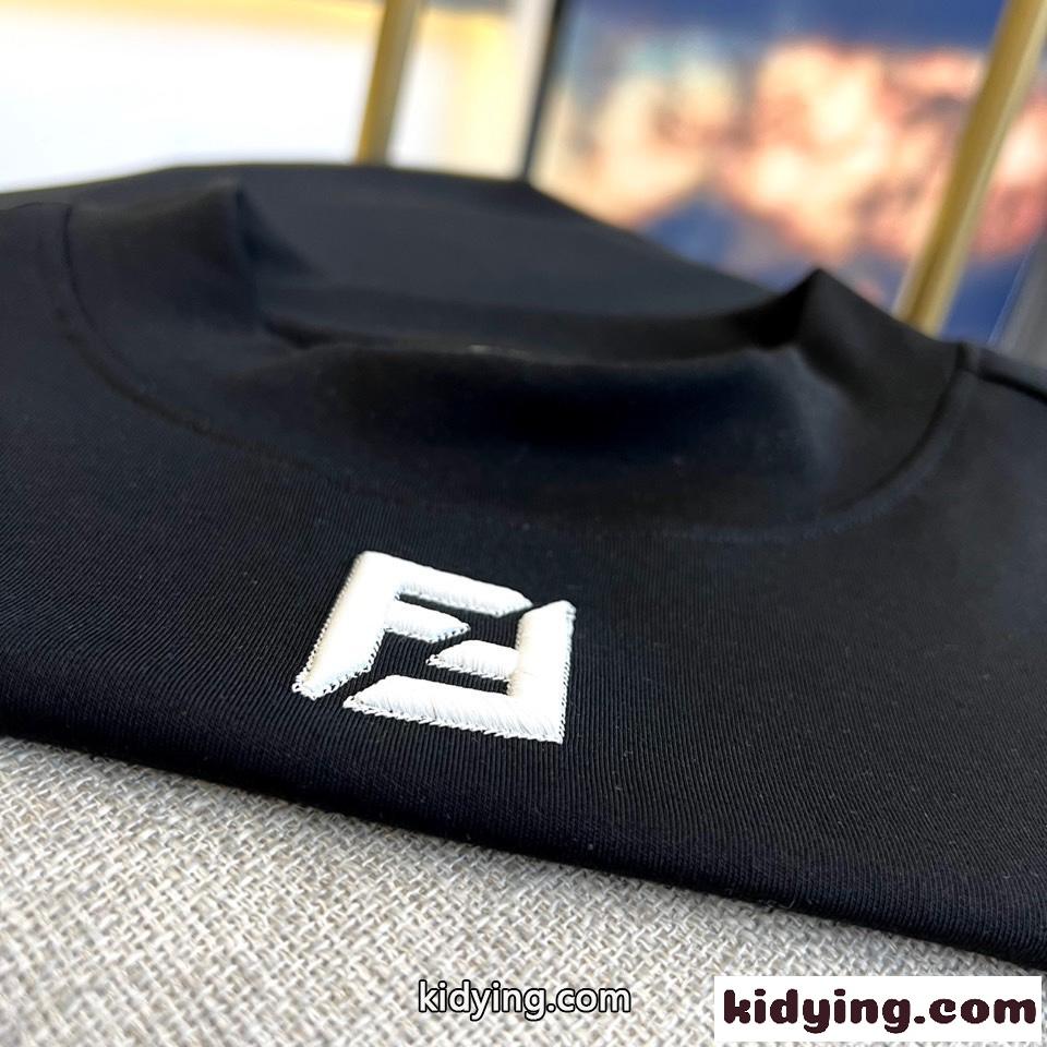 シンプル ロゴ 裏起毛 コットン 長袖Tシャツ フェンディ Tシャツ コピー ブラック-2