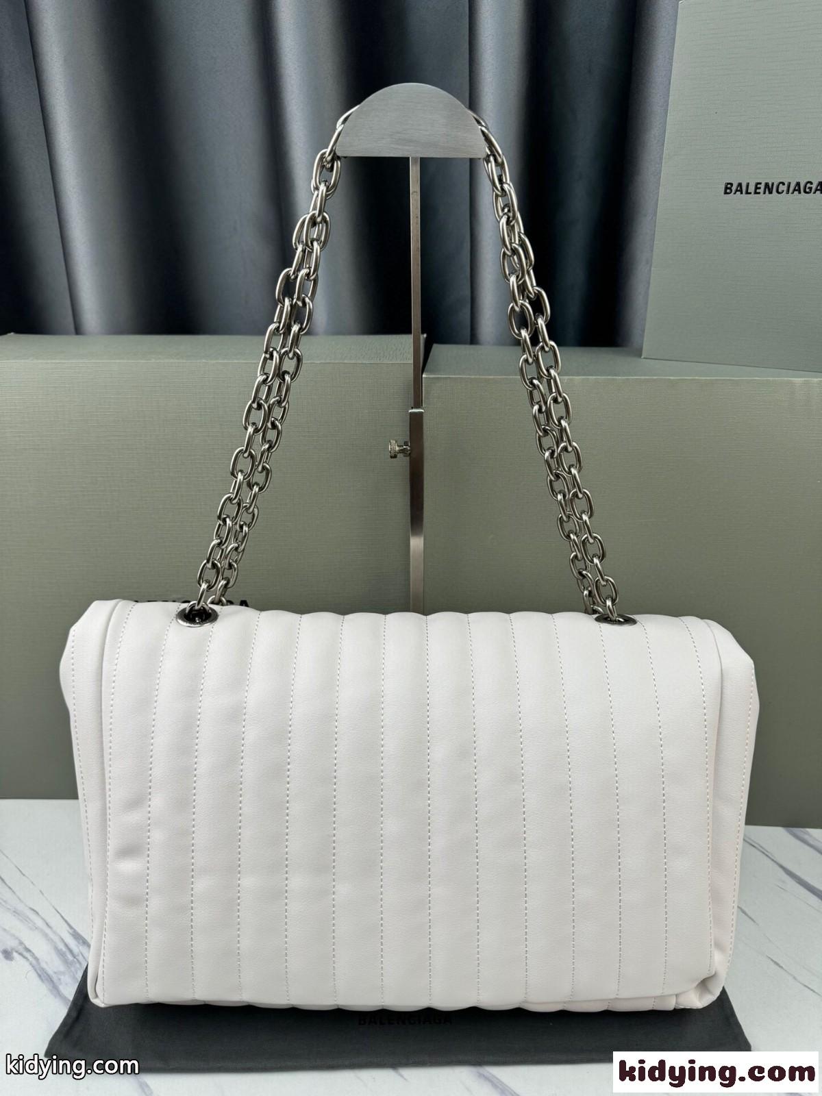 バレンシアガ モナコ ミディアム チェーンバッグ キルテッド スーパーコピー シルバー金具-1