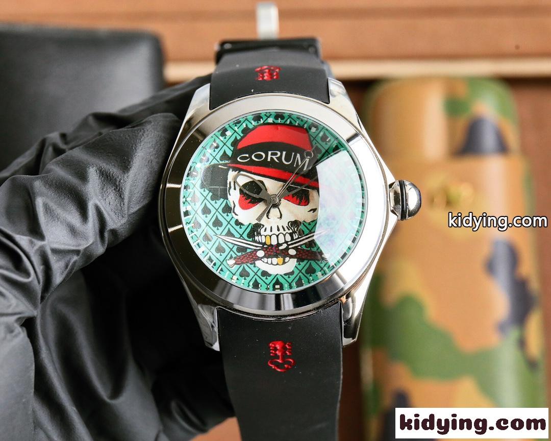 目を引く スカルモチーフ メンズウォッチ コルム 時計 コピー 46mm 腕時計-1