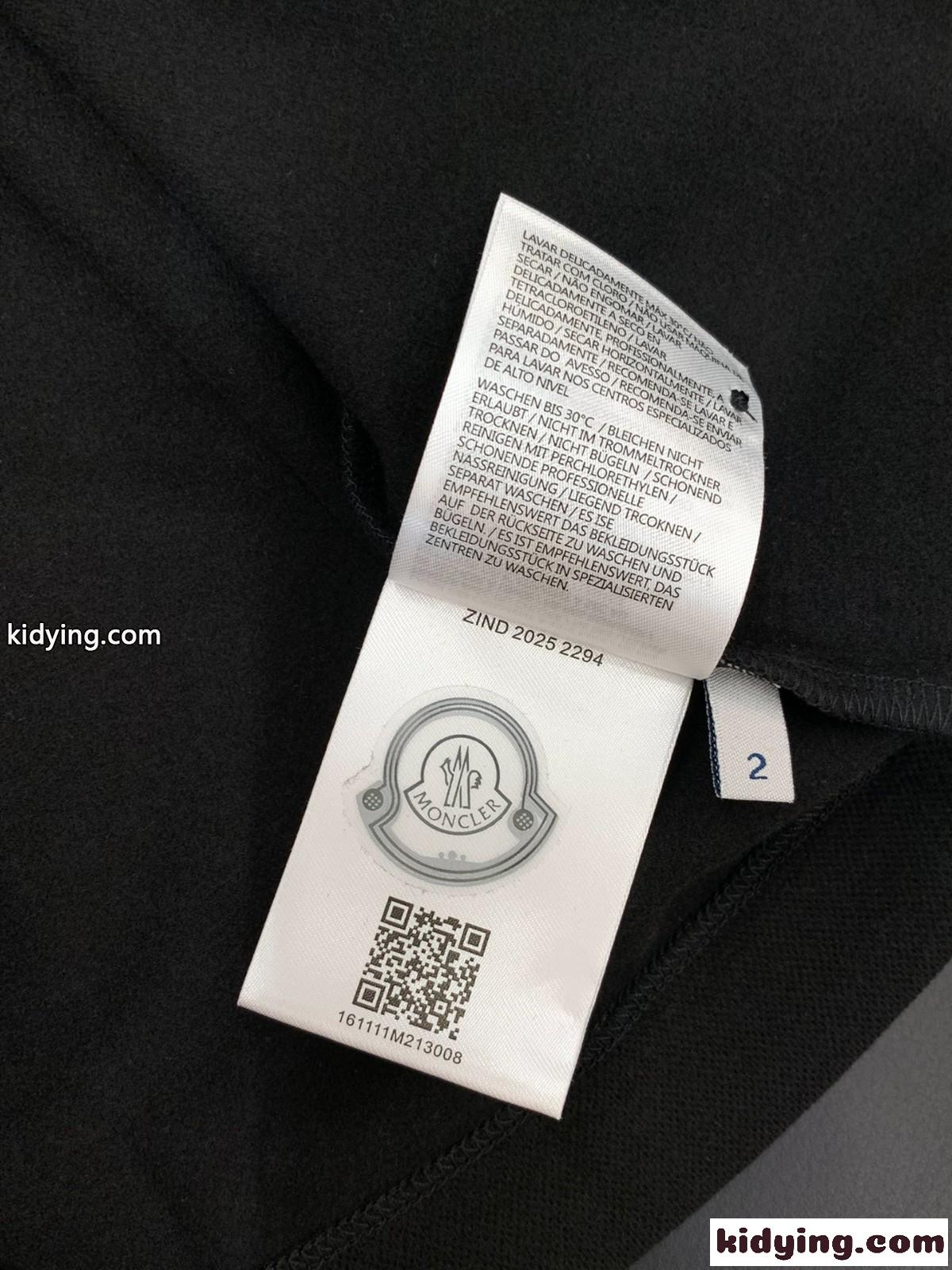 洗練された シンプル 長袖 ポロシャツ モンクレール Tシャツ 偽物 ブラック-4