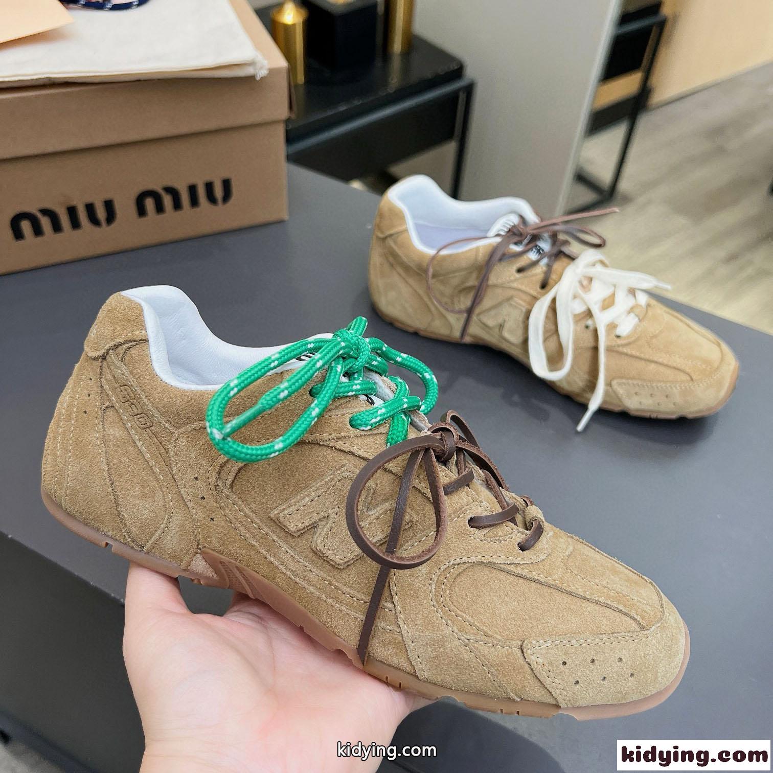 New Balance x Miu Miu xxx スエードスニーカー ミュウミュウ スニーカー コピー カーキ-4