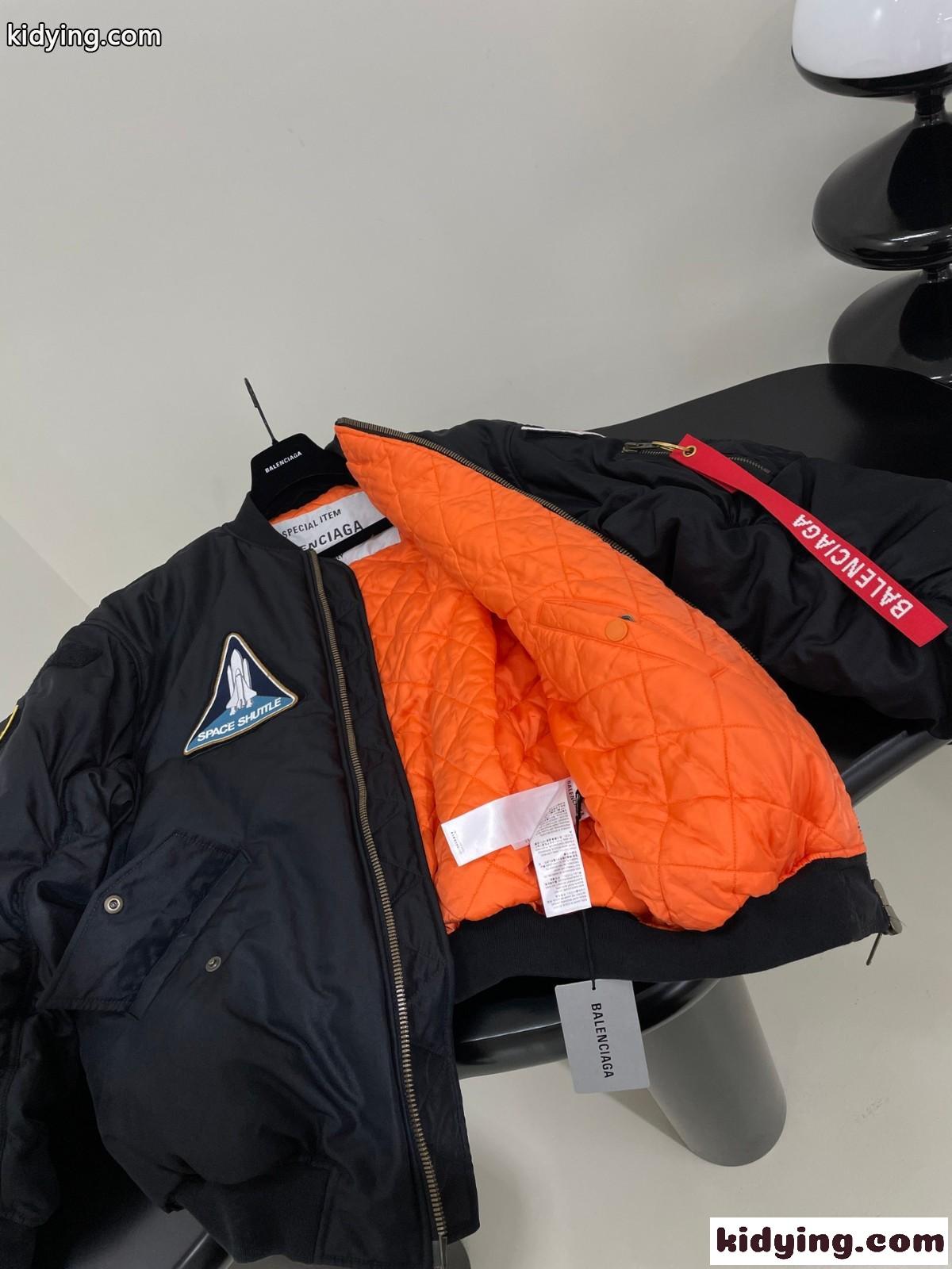 BALENCIAGA NASA コラボ オーバーサイズ ボンバージャケット スーパーコピー-3