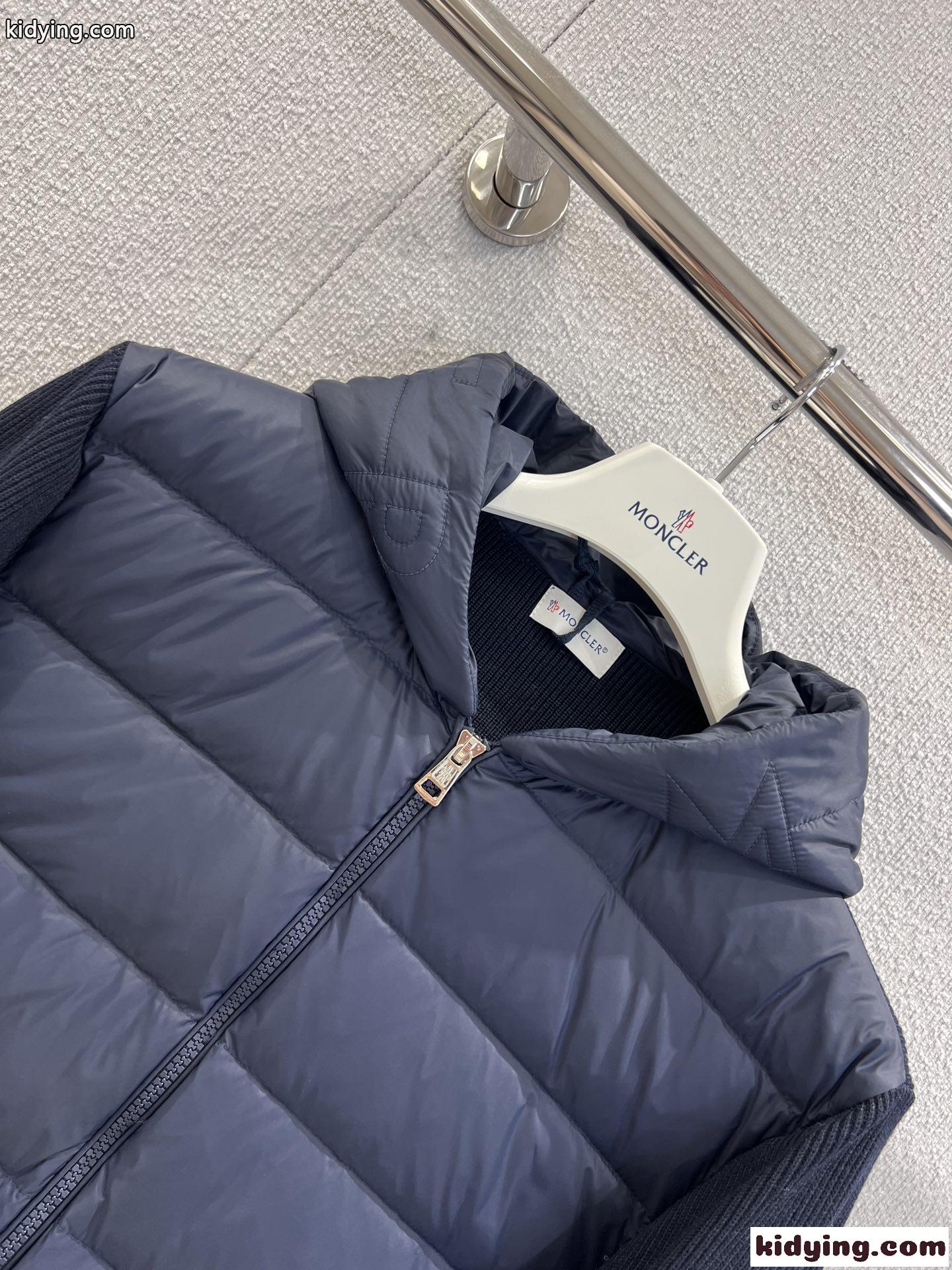 洗練された 上品 ニット切り替え ブルゾン モンクレール ダウンジャケット 偽物 ネイビー-1