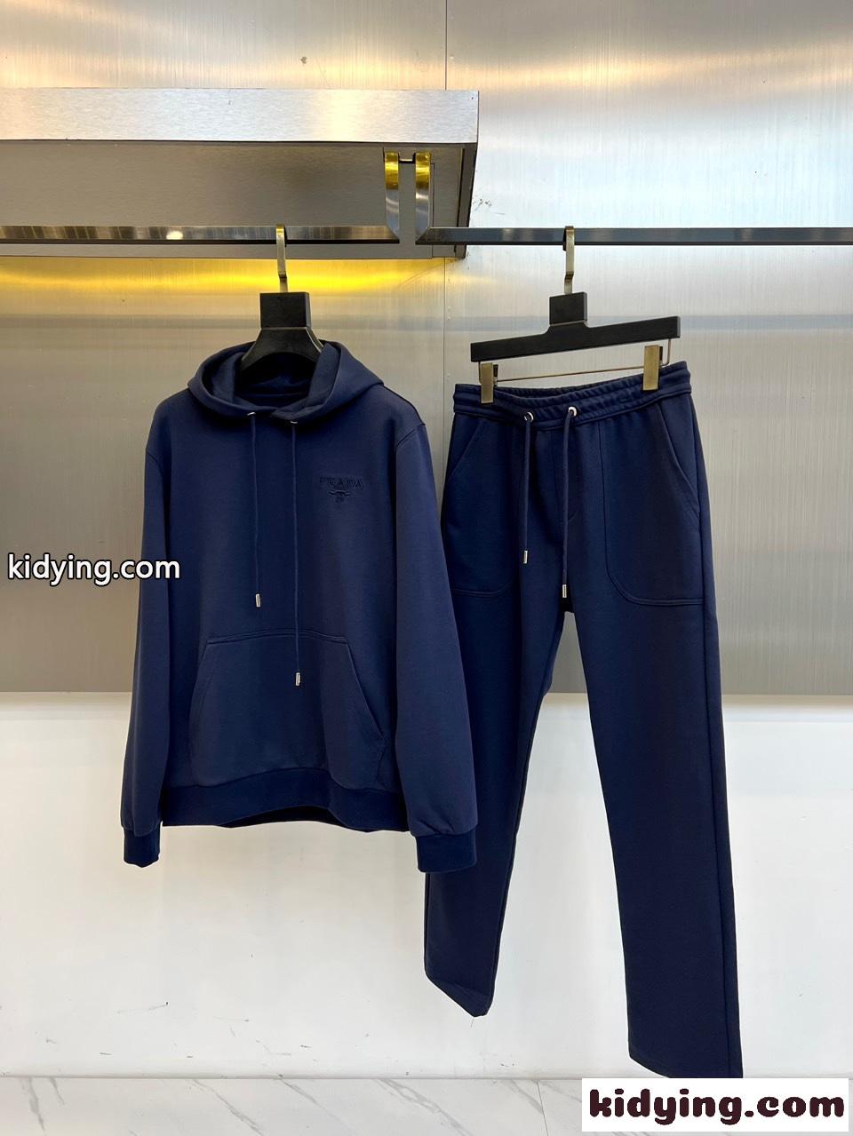 フーディー&スウェットパンツ 上下セット プラダ セットアップ 偽物 ネイビー-0