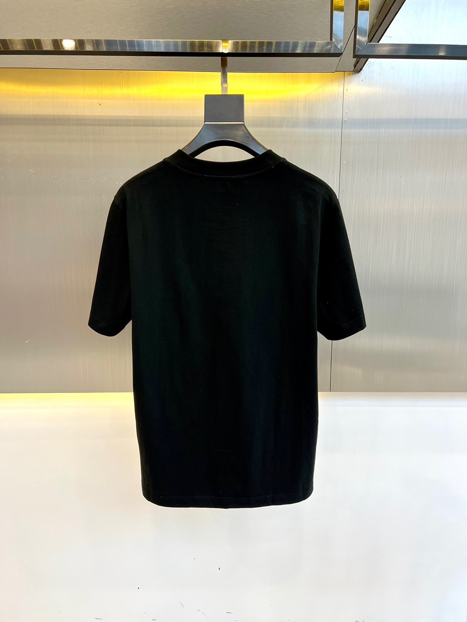 定番 カジュアル ロゴ入り 半袖Tシャツ ジバンシィ Tシャツ コピー ブラック-4