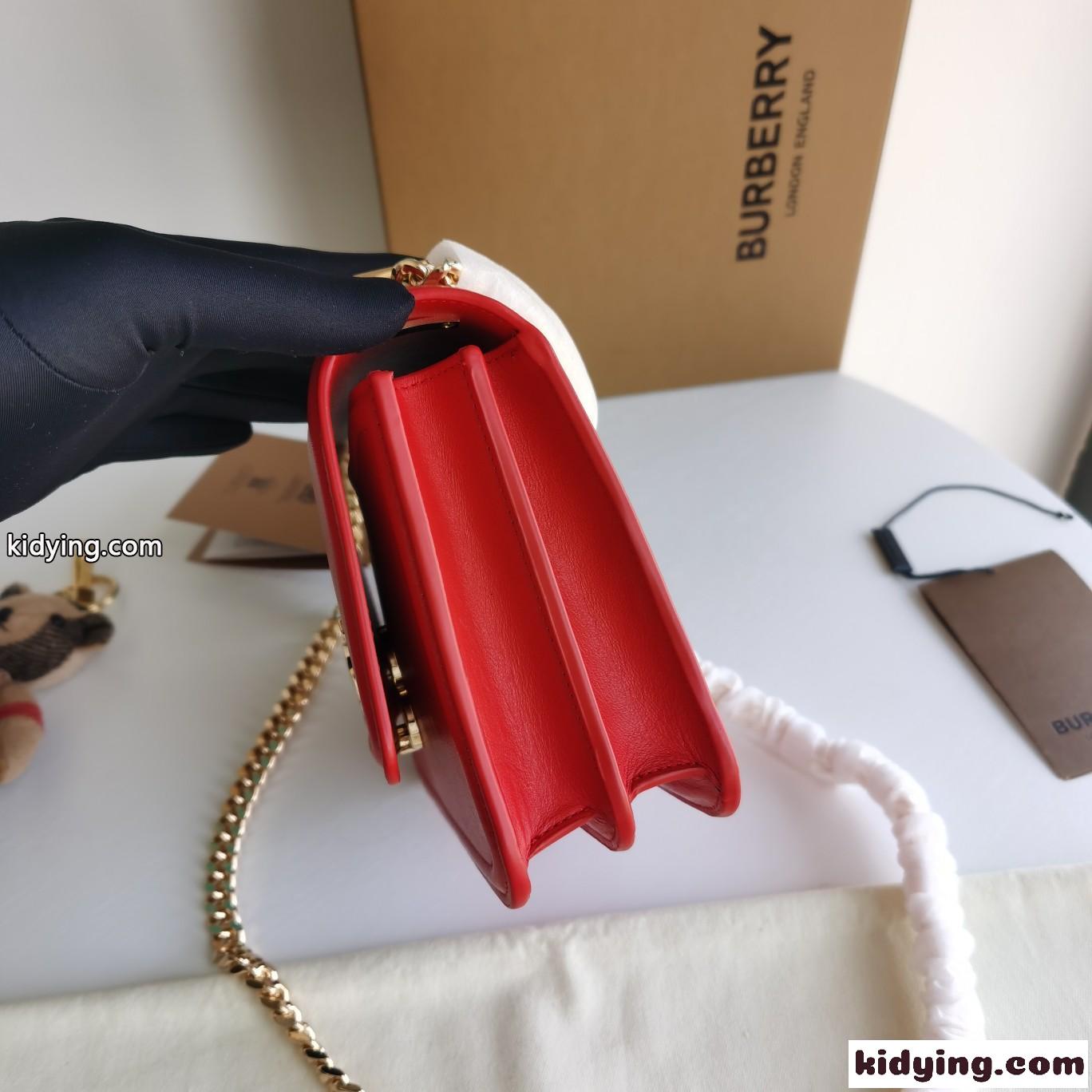 人気 レディース チェーンバッグ 斜め掛け バーバリー バッグ コピー 肩掛け レザー ショルダーバッグ 鞄 レッド-0