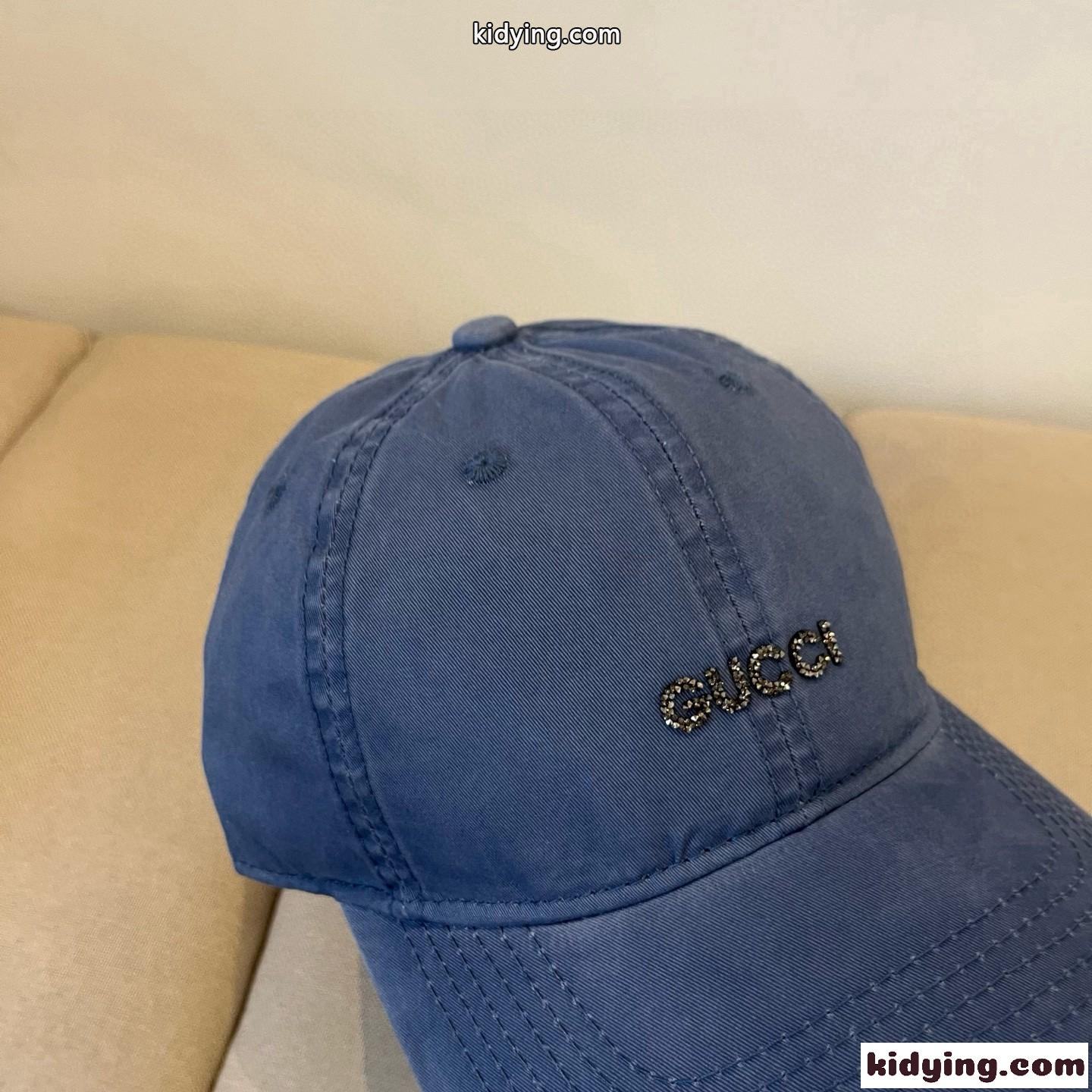 シンプル ロゴ入り ベースボールキャップ グッチ キャップ 偽物 ブルー-1