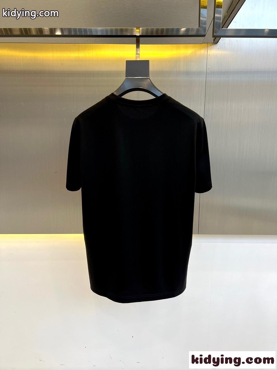 シンプル ロゴパッチ 半袖Tシャツ ヒューゴ・ボス Tシャツ 偽物 ブラック-0
