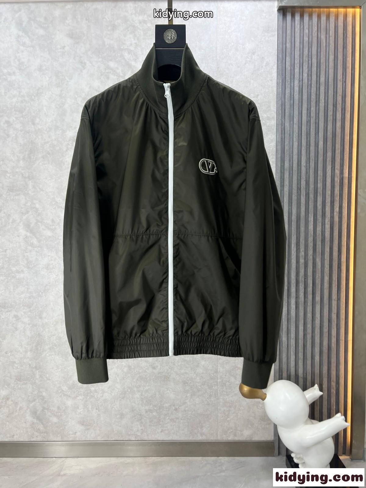 カジュアル おしゃれ Vロゴ メンズ ブルゾン ヴァレンティノ ジャケット 偽物 グリーン-2