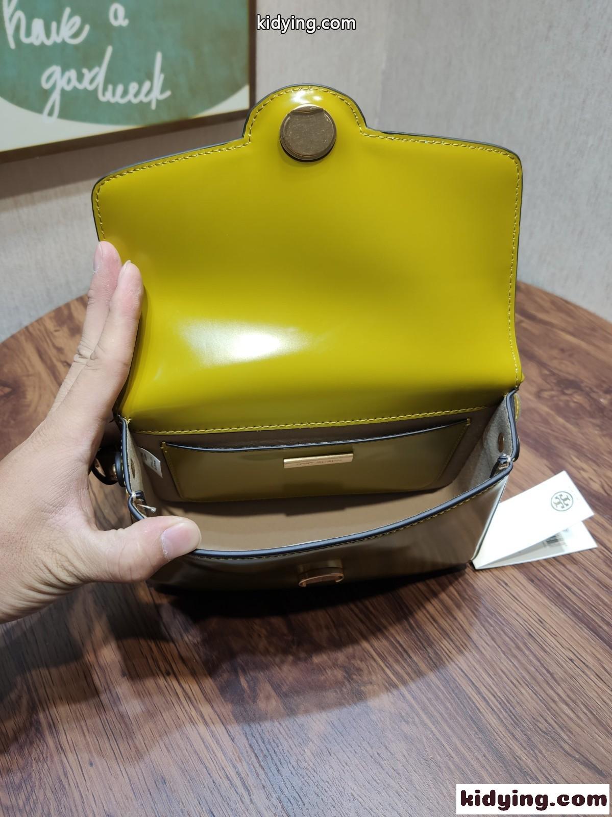 上品 パテントレザー ロビンソンバッグ トリーバーチ バッグ コピー レディース ショルダーバッグ-1