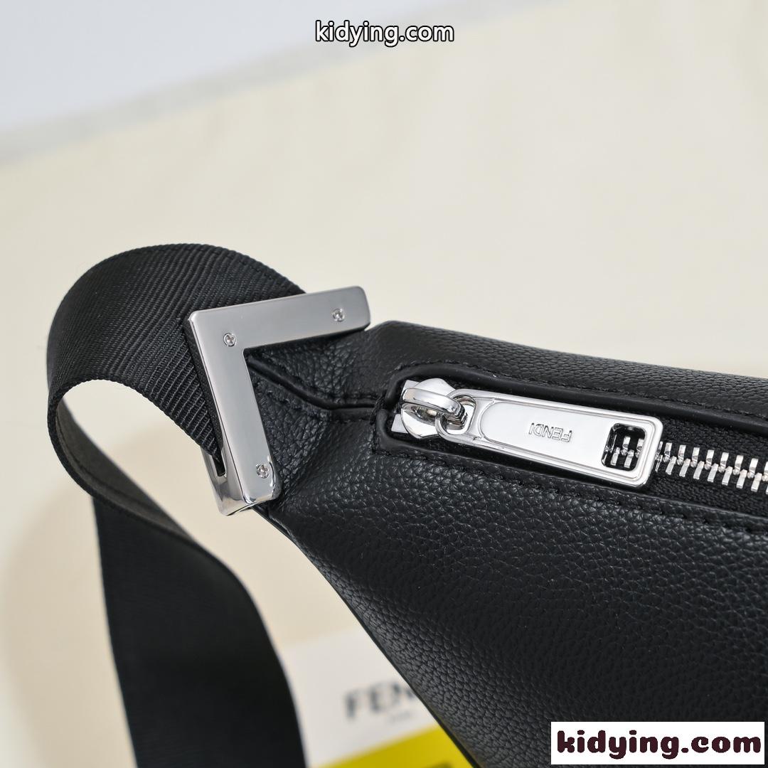 Fendi Roma レザー フェンディ メロン スモール スーパーコピー ショルダーバッグ ブラック-1