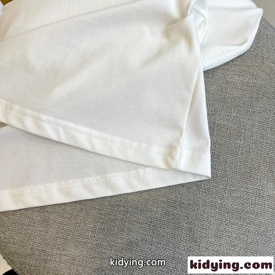 洗練された シンプル 刺繍入り 半袖Tシャツ グッチ Tシャツ 偽物 合わせやすい ホワイト-4