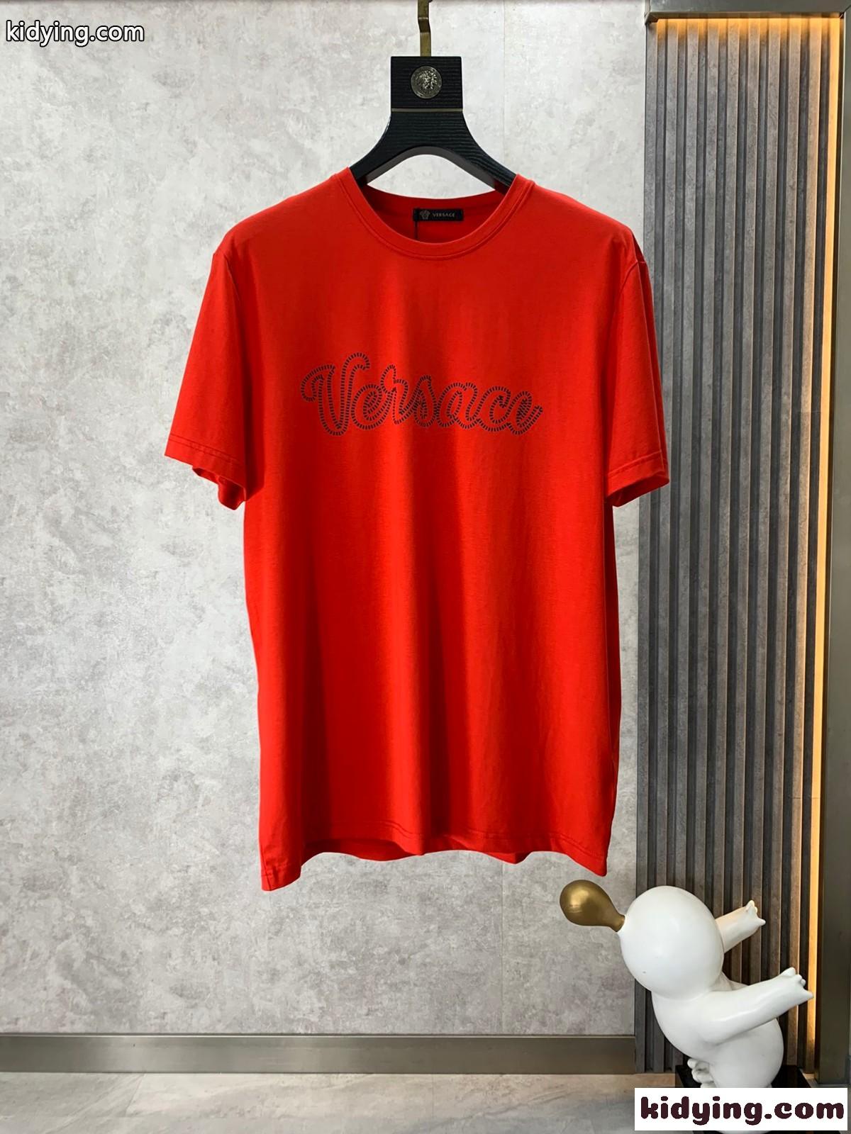 ヴェルサーチェ Tシャツ コピー バーシティー ロゴ Tシャツ 半袖 トップス-1