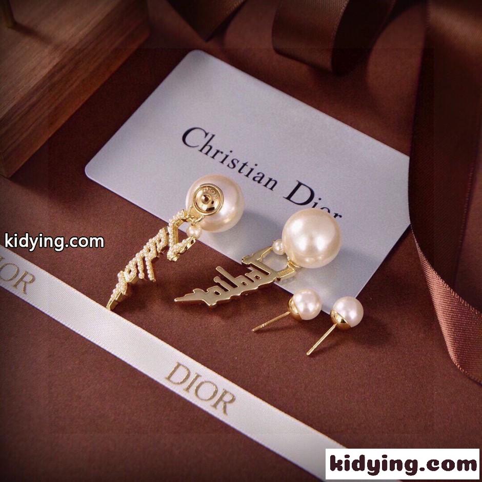 JAdior レタリング パールピアス クリスチャン・ディオール イヤリング 偽物-3